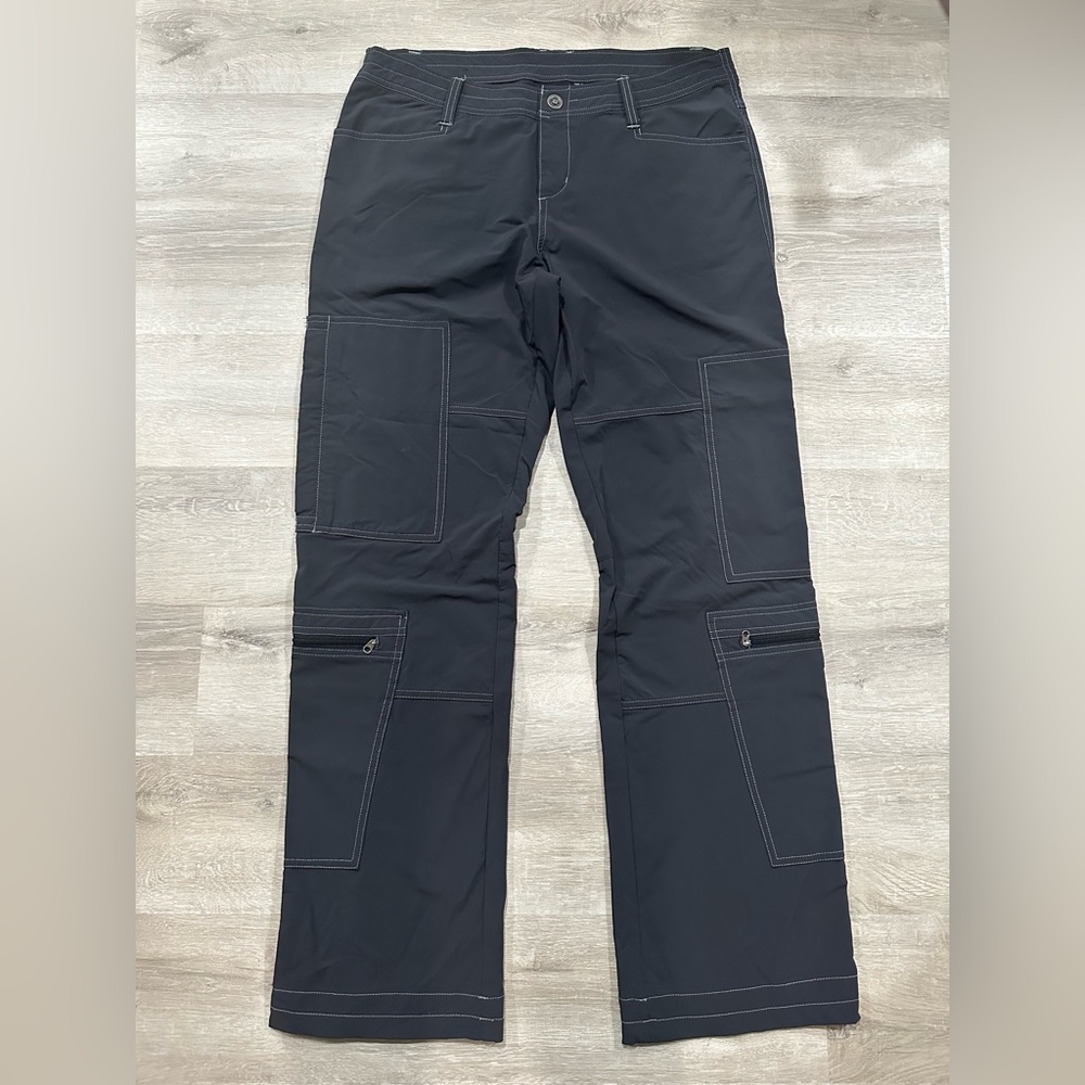 A53 Kuhl Women’s 14 Reg Gray Straight Leg Outdoors Cargo / Utility Pant